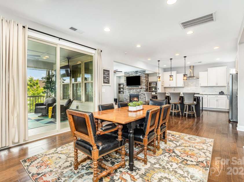 14228 Twin Eagles Lane, Charlotte, NC 28278.  MLS# CAR4260102, YatesRealty ID 19467. 