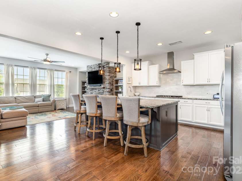 14228 Twin Eagles Lane, Charlotte, NC 28278.  MLS# CAR4260102, YatesRealty ID 19467. 