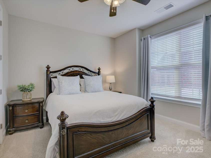 14228 Twin Eagles Lane, Charlotte, NC 28278.  MLS# CAR4324564, YatesRealty ID 19467. 