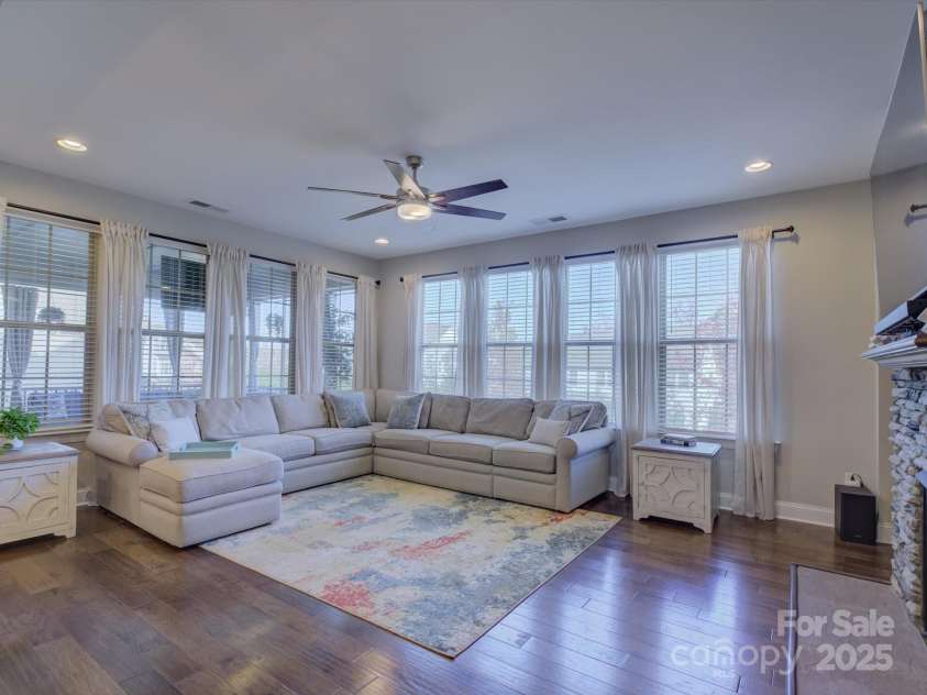 14228 Twin Eagles Lane, Charlotte, NC 28278.  MLS# CAR4324564, YatesRealty ID 19467. 