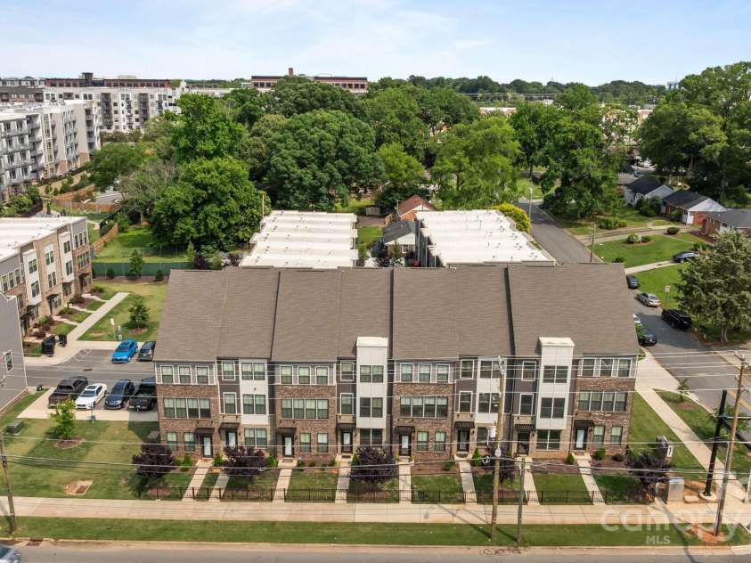 3737 Tryon Street, Charlotte, NC 28217.  MLS# CAR4265281, YatesRealty ID 19469. 