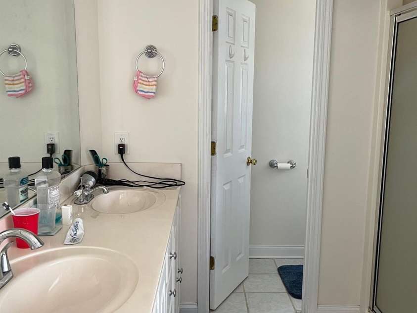 3329 Draper Avenue, Charlotte, NC 28205.  MLS# CAR4177699, YatesRealty ID 1947. Master Bath