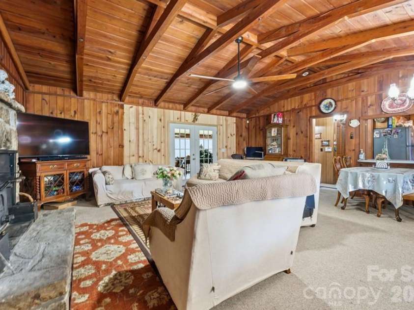 3731 Dillard Road, Highlands, NC 28741.  MLS# CAR4379401, YatesRealty ID 19471. 