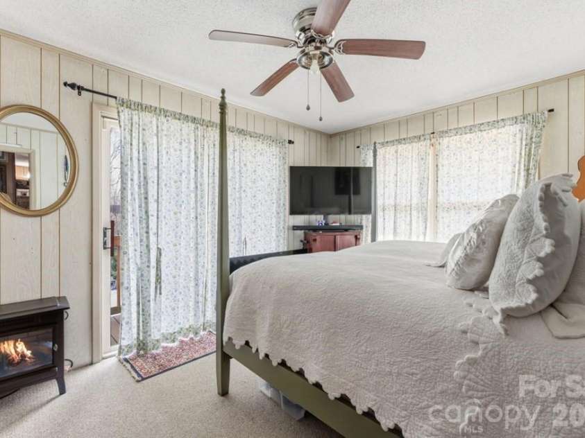 3731 Dillard Road, Highlands, NC 28741.  MLS# CAR4379401, YatesRealty ID 19471. 
