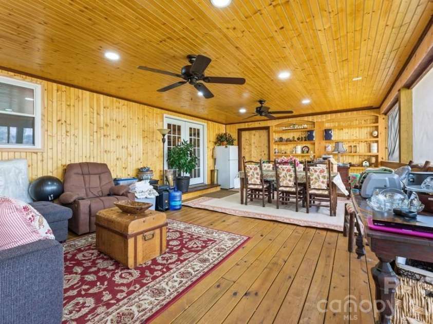 3731 Dillard Road, Highlands, NC 28741.  MLS# CAR4379401, YatesRealty ID 19471. 
