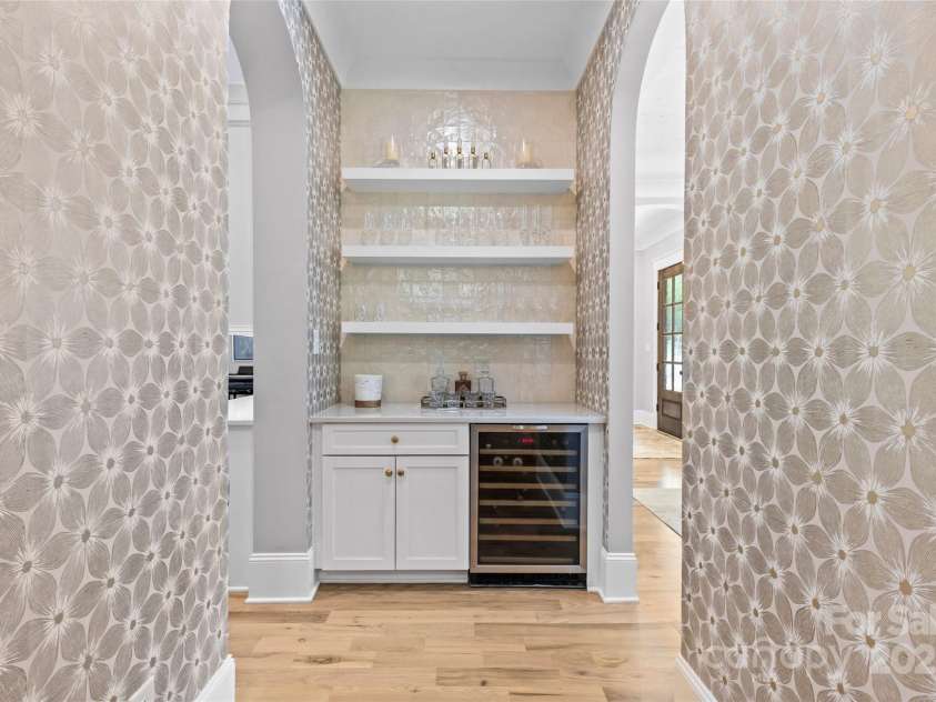 5638 Timber Lane, Charlotte, NC 28270.  MLS# CAR4268373, YatesRealty ID 19471. 