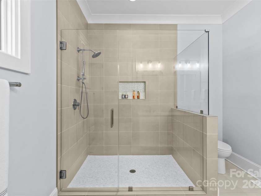 5638 Timber Lane, Charlotte, NC 28270.  MLS# CAR4268373, YatesRealty ID 19471. Guest Suite Full Bath (Downstairs)