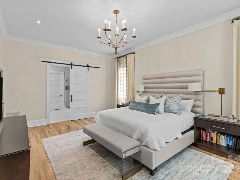 5638 Timber Lane, Charlotte, NC 28270.  MLS# CAR4268373, YatesRealty ID 19471. Master Suite