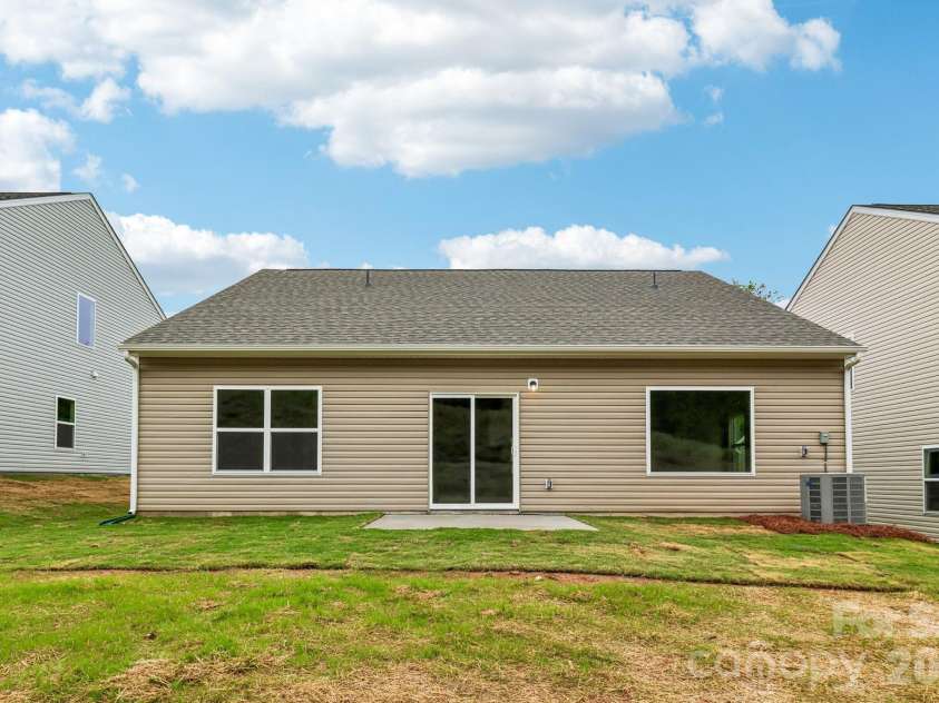 708 Willow Estates Drive, Shelby, NC 28150.  MLS# CAR4379420, YatesRealty ID 19472. 