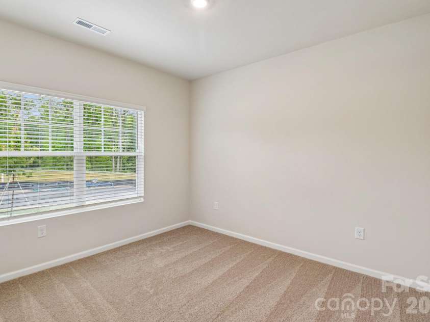 708 Willow Estates Drive, Shelby, NC 28150.  MLS# CAR4379420, YatesRealty ID 19472. 