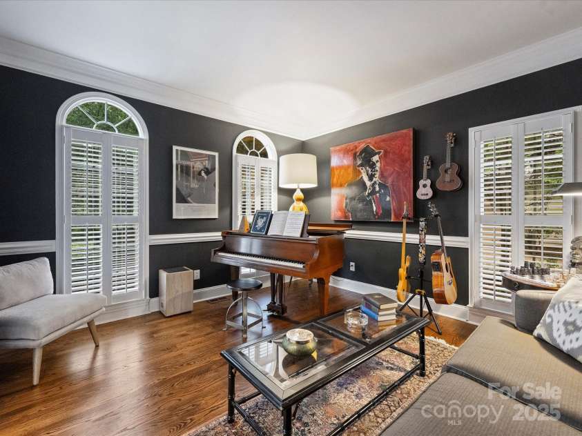 16308 Woolwine Road, Charlotte, NC 28278.  MLS# CAR4260989, YatesRealty ID 19473. Office