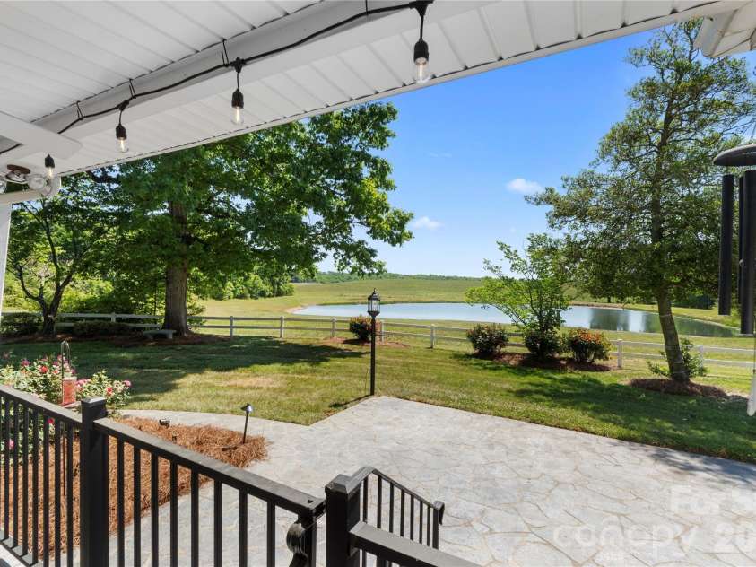 1687 Sexton Road, Denton, NC 27239.  MLS# CAR4379400, YatesRealty ID 19474. 