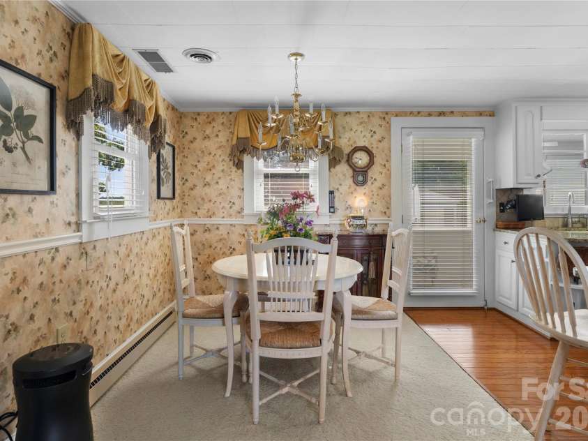 1687 Sexton Road, Denton, NC 27239.  MLS# CAR4379400, YatesRealty ID 19474. 