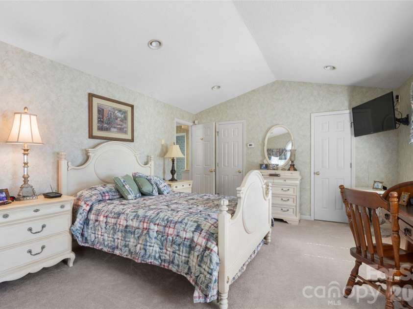 1687 Sexton Road, Denton, NC 27239.  MLS# CAR4379400, YatesRealty ID 19474. 