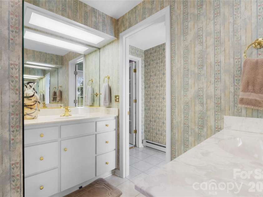 1687 Sexton Road, Denton, NC 27239.  MLS# CAR4379400, YatesRealty ID 19474. 