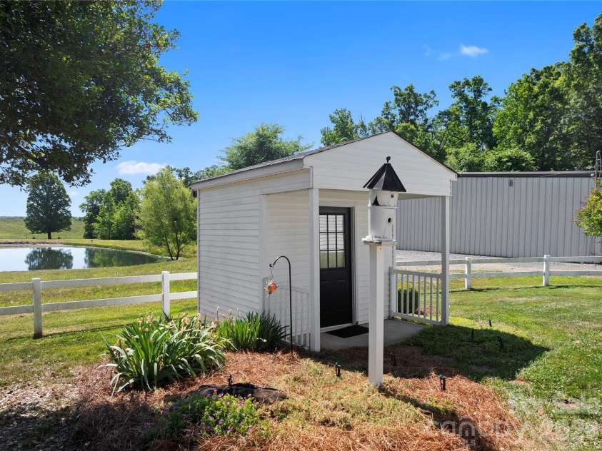 1687 Sexton Road, Denton, NC 27239.  MLS# CAR4379400, YatesRealty ID 19474. 