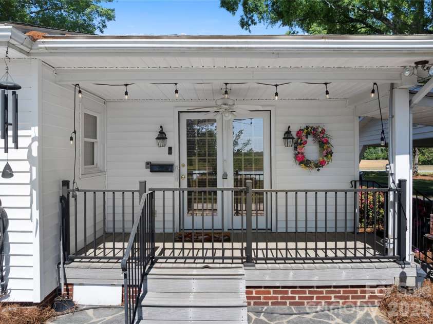 1687 Sexton Road, Denton, NC 27239.  MLS# CAR4379400, YatesRealty ID 19474. 