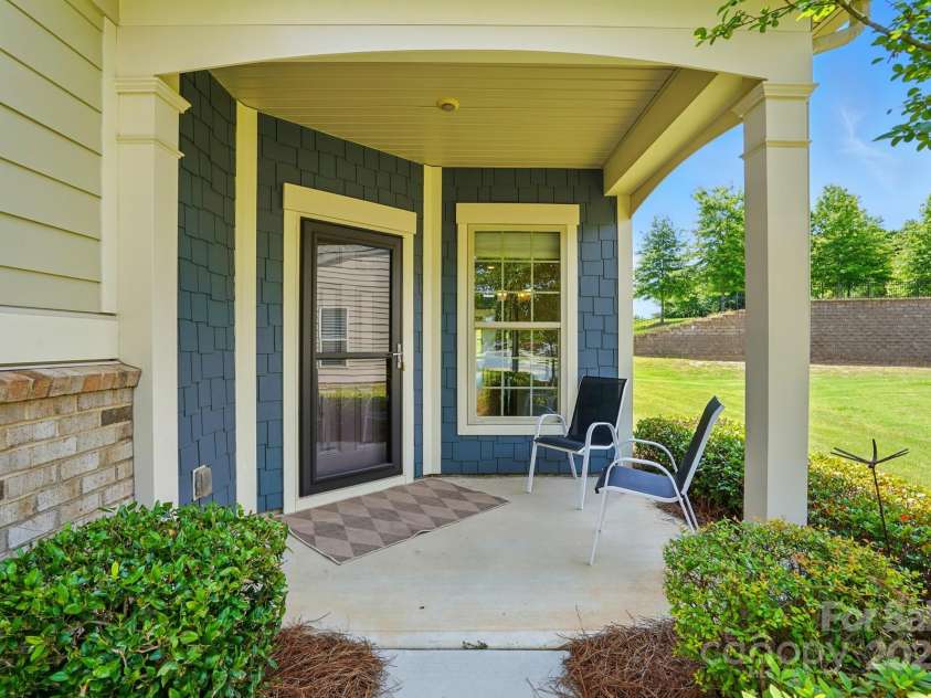 258 Cherrytree Drive, Fort Mill, SC 29715.  MLS# CAR4261515, YatesRealty ID 19474. 