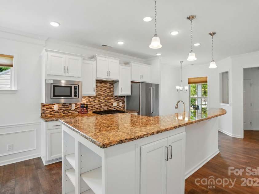 258 Cherrytree Drive, Fort Mill, SC 29715.  MLS# CAR4261515, YatesRealty ID 19474. 