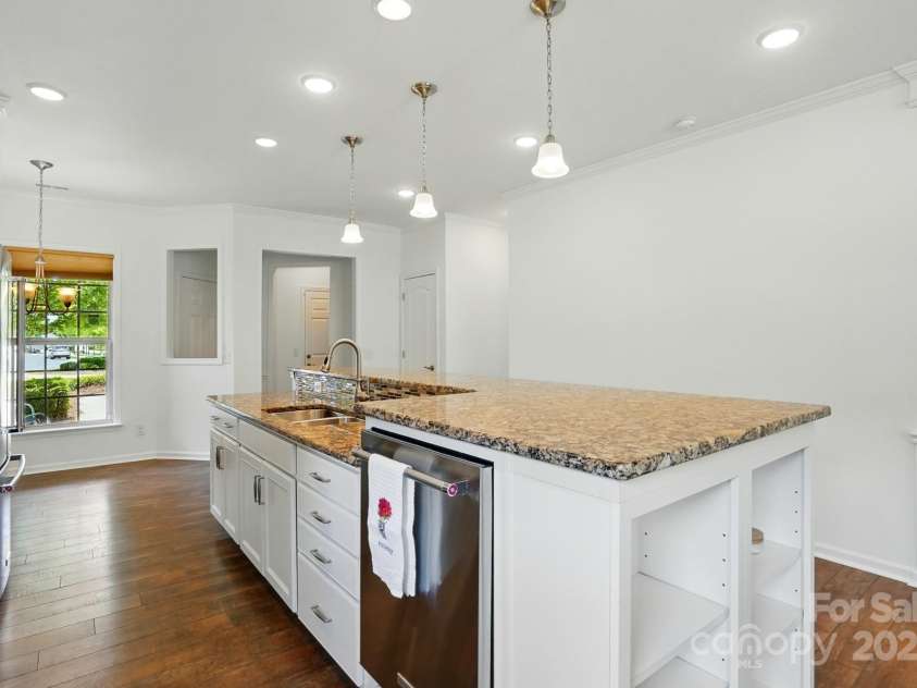 258 Cherrytree Drive, Fort Mill, SC 29715.  MLS# CAR4261515, YatesRealty ID 19474. 