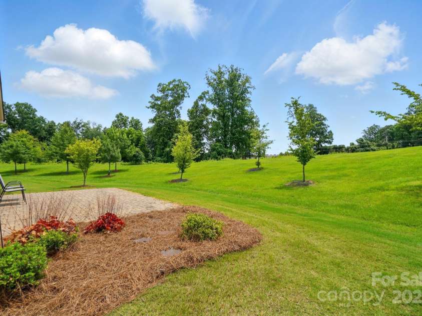 258 Cherrytree Drive, Fort Mill, SC 29715.  MLS# CAR4261515, YatesRealty ID 19474. 