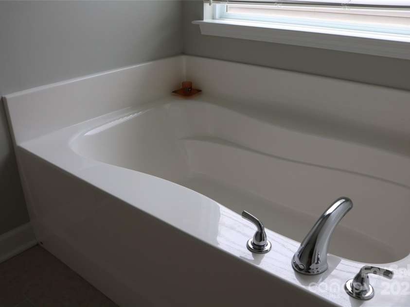 10726 Greenhead View Road, Charlotte, NC 28262.  MLS# CAR4266554, YatesRealty ID 19475. 