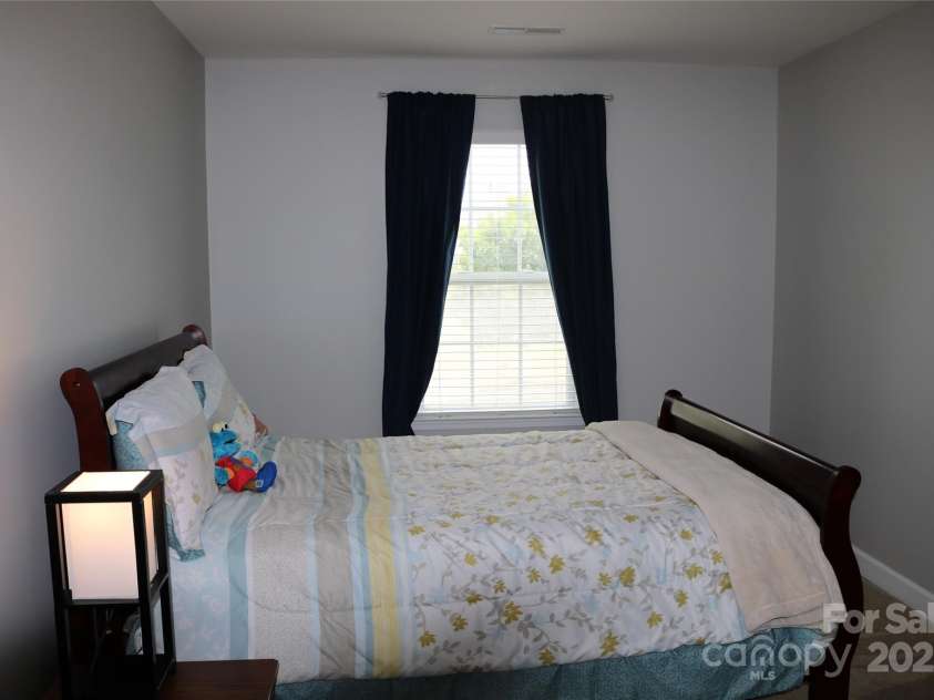 10726 Greenhead View Road, Charlotte, NC 28262.  MLS# CAR4266554, YatesRealty ID 19475. Secondary Bedroom