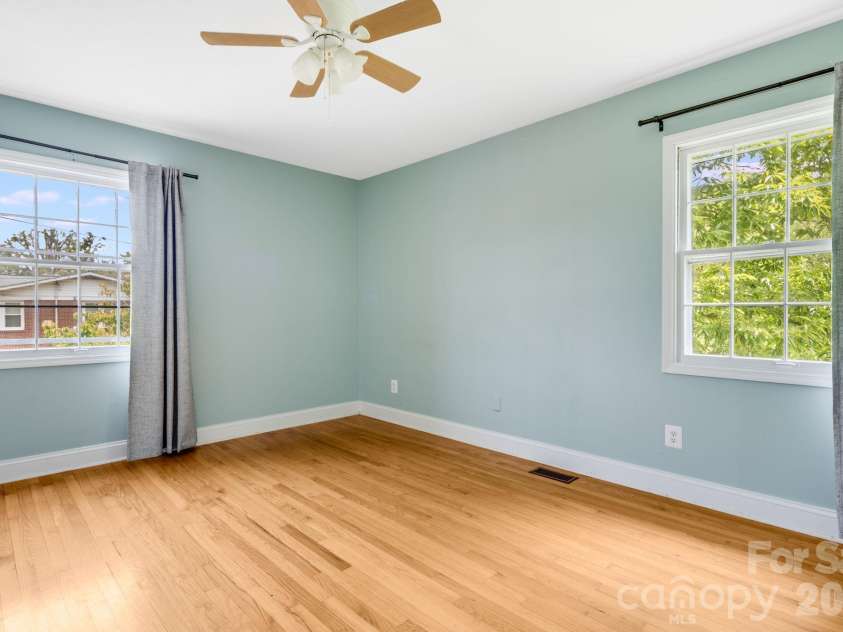 2956 New Leicester Highway, Leicester, NC 28748.  MLS# CAR4379412, YatesRealty ID 19476. 