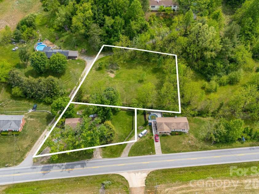 2956 New Leicester Highway, Leicester, NC 28748.  MLS# CAR4379412, YatesRealty ID 19476. 