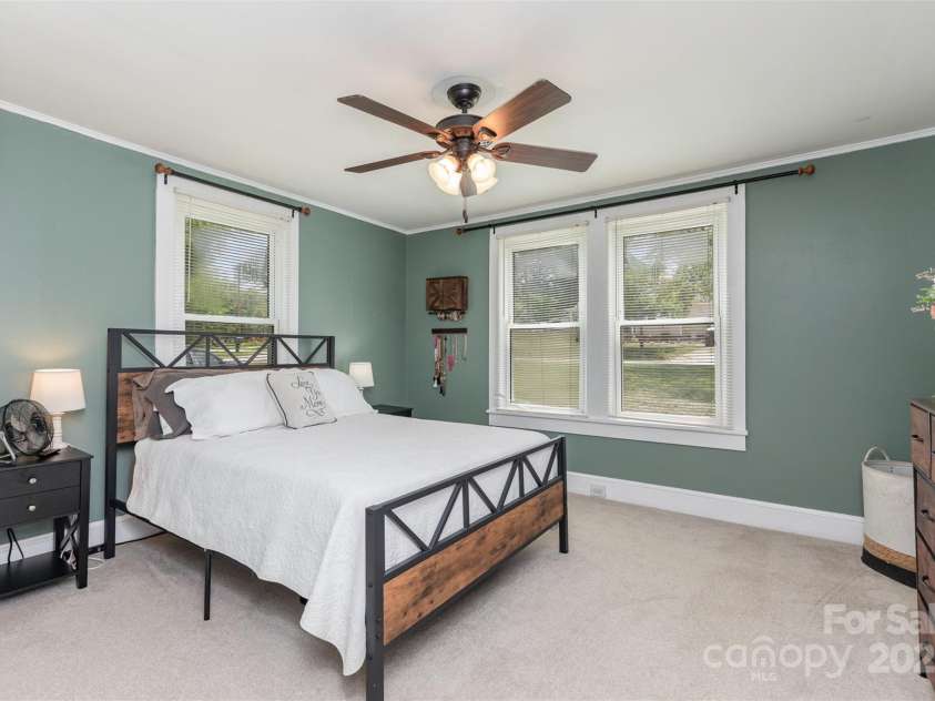 810 Maplewood Avenue, Kannapolis, NC 28081.  MLS# CAR4269785, YatesRealty ID 19477. 