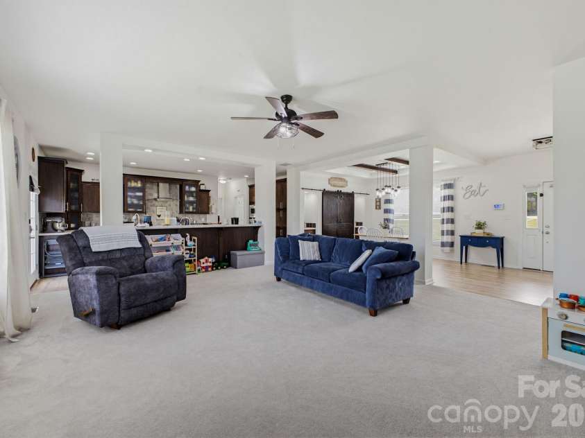 618 Society Road, Statesville, NC 28625.  MLS# CAR4379435, YatesRealty ID 19478. 