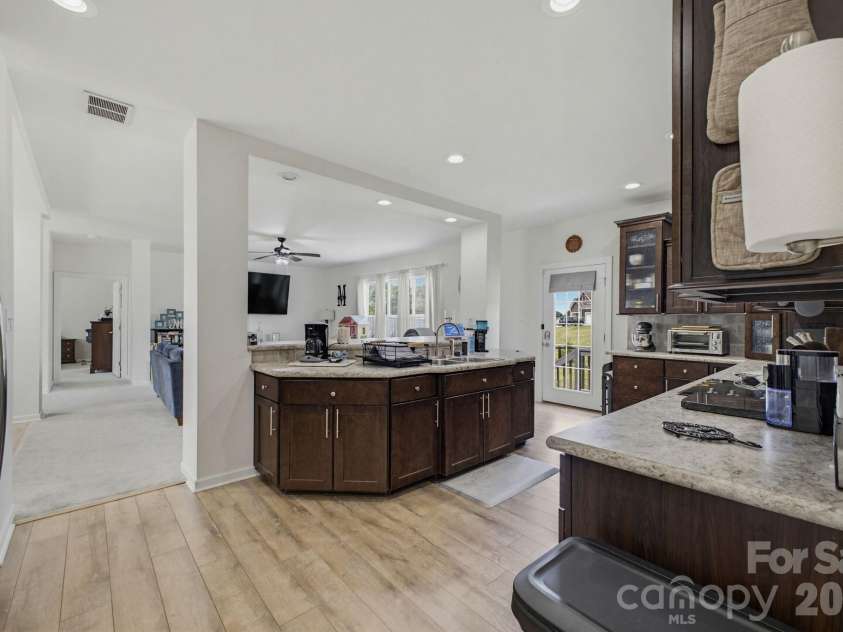 618 Society Road, Statesville, NC 28625.  MLS# CAR4379435, YatesRealty ID 19478. 