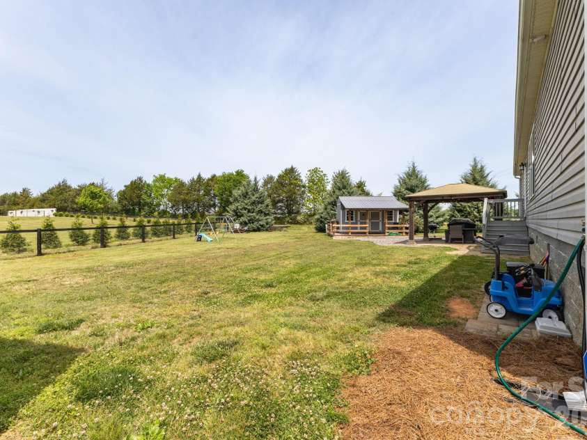 618 Society Road, Statesville, NC 28625.  MLS# CAR4379435, YatesRealty ID 19478. 