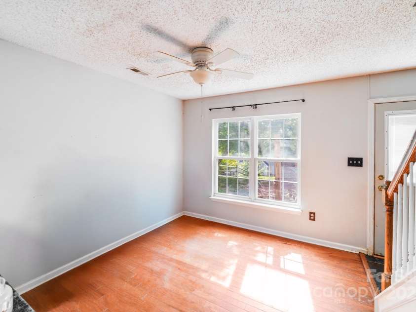 6922 Brandon Chase Lane, Concord, NC 28025.  MLS# CAR4270223, YatesRealty ID 19478. 
