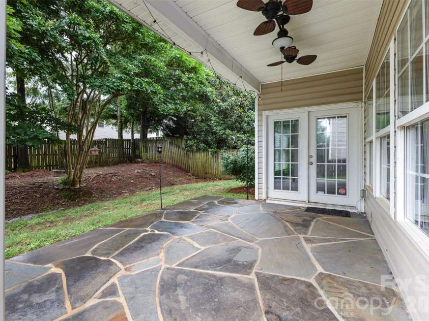 237 Lylic Woods Drive, Fort Mill, SC 29715.  MLS# CAR4268225, YatesRealty ID 1948. 