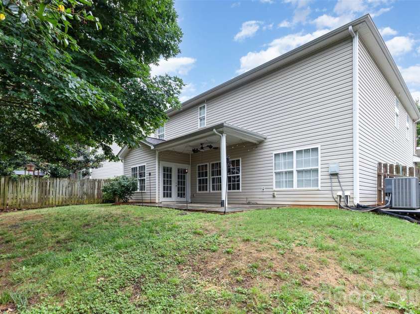 237 Lylic Woods Drive, Fort Mill, SC 29715.  MLS# CAR4268225, YatesRealty ID 1948. 