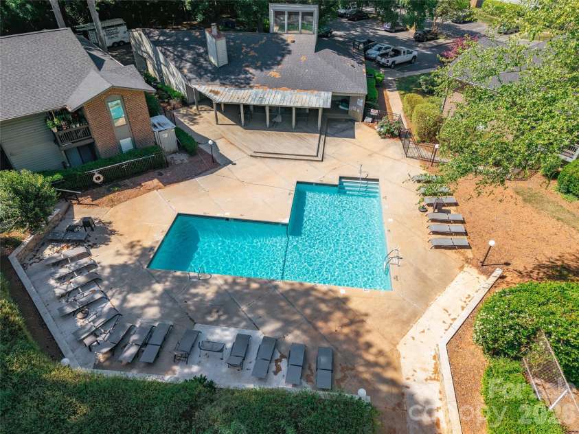 5016 Sardis Road, Charlotte, NC 28270.  MLS# CAR4379484, YatesRealty ID 19480. 