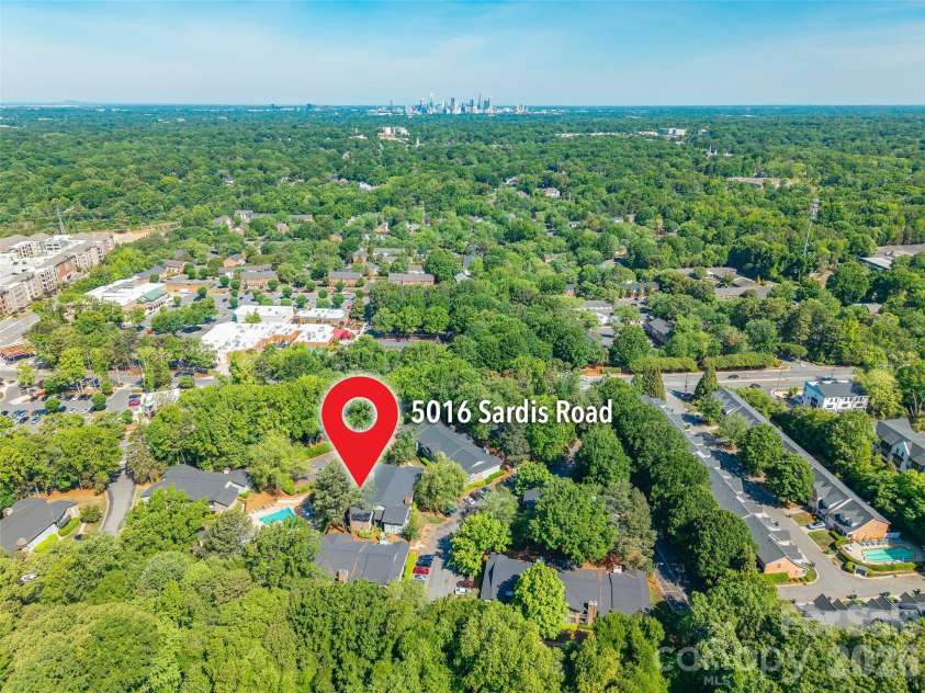 5016 Sardis Road, Charlotte, NC 28270.  MLS# CAR4379484, YatesRealty ID 19480. 
