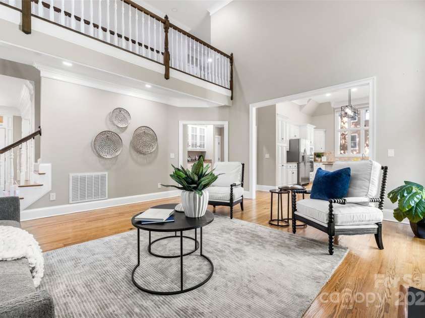 9219 Whispering Wind Drive, Charlotte, NC 28277.  MLS# CAR4261114, YatesRealty ID 19480. 2 story great room feels massive!