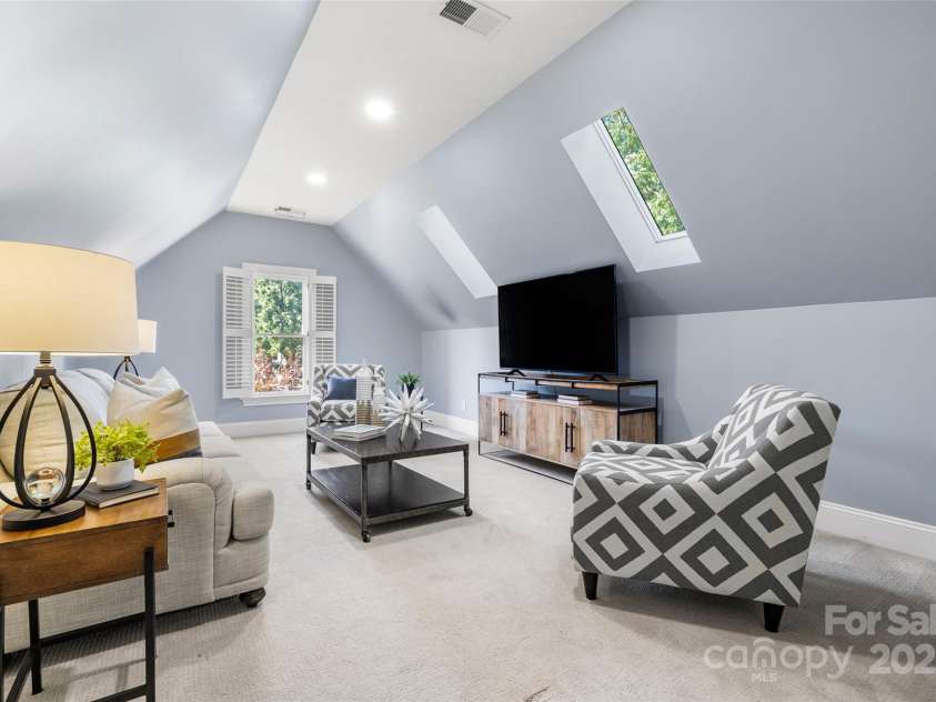 9219 Whispering Wind Drive, Charlotte, NC 28277.  MLS# CAR4261114, YatesRealty ID 19480. Bonus room!  Look at that space in here!
