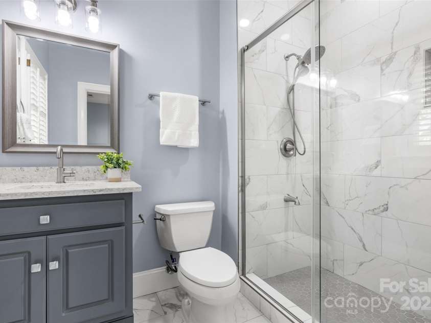 9219 Whispering Wind Drive, Charlotte, NC 28277.  MLS# CAR4261114, YatesRealty ID 19480. Private bathroom inside last bedroom!
