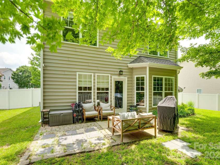 288 Sand Paver Way, Fort Mill, SC 29708.  MLS# CAR4268016, YatesRealty ID 19481. 