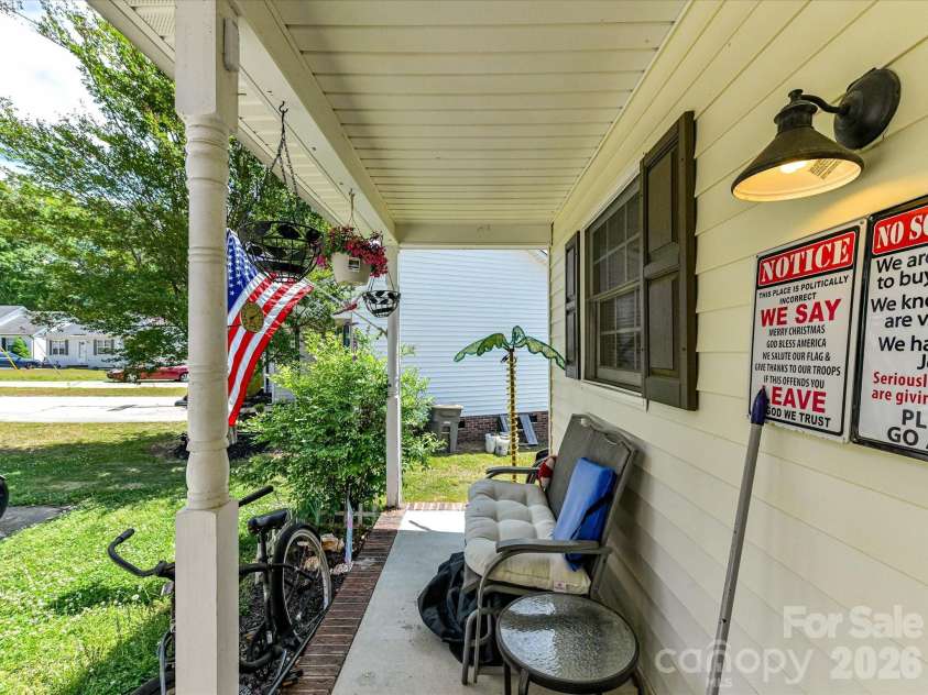 1472 Ridgewood Drive, Concord, NC 28027.  MLS# CAR4379577, YatesRealty ID 19482. 