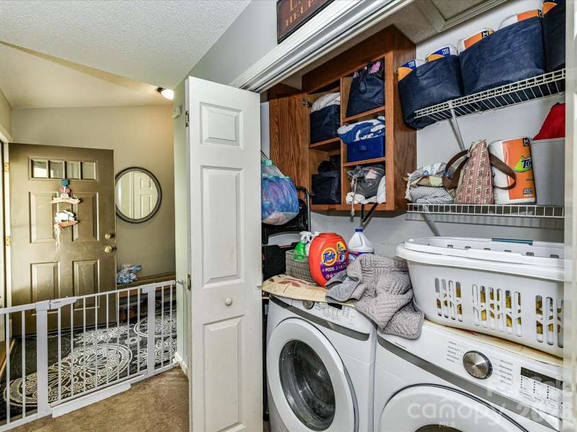 1472 Ridgewood Drive, Concord, NC 28027.  MLS# CAR4379577, YatesRealty ID 19482. 