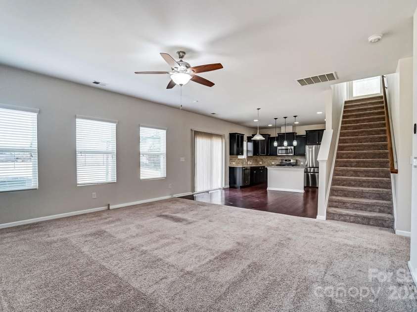 11203 Chapeclane Road, Charlotte, NC 28278.  MLS# CAR4235589, YatesRealty ID 19484. 
