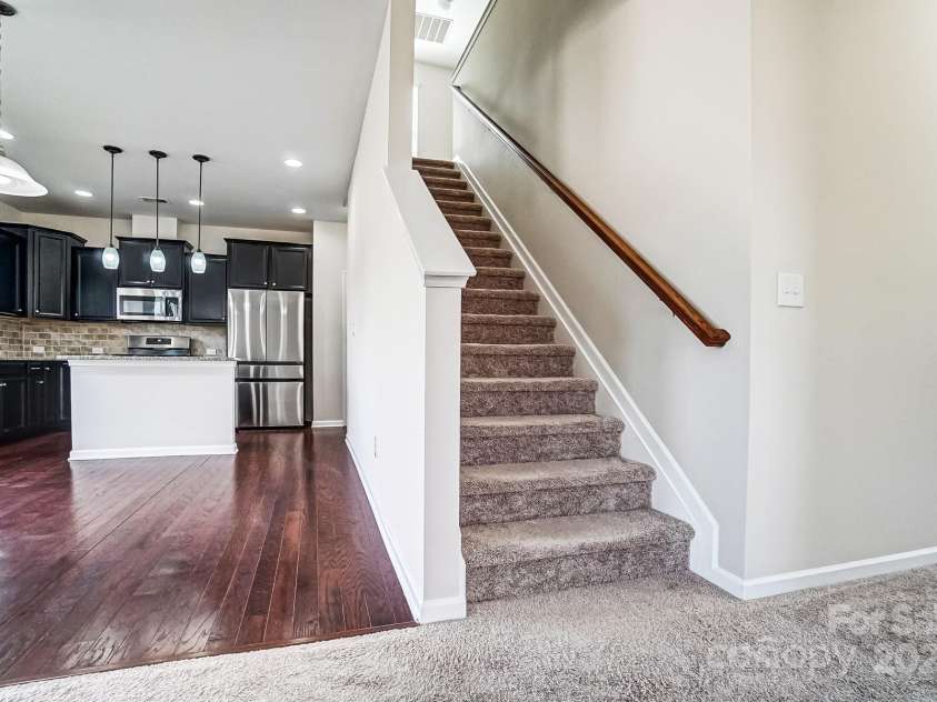 11203 Chapeclane Road, Charlotte, NC 28278.  MLS# CAR4235589, YatesRealty ID 19484. 