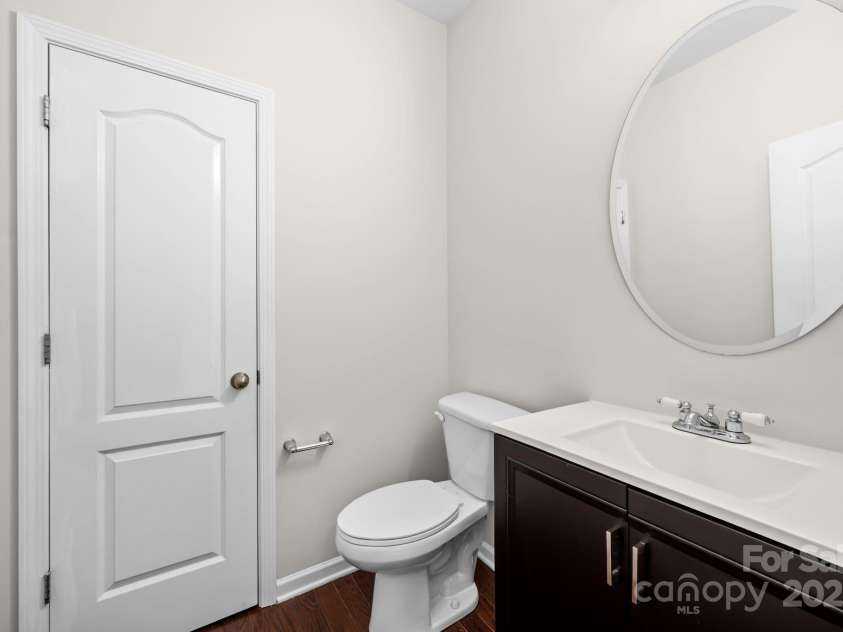 11203 Chapeclane Road, Charlotte, NC 28278.  MLS# CAR4235589, YatesRealty ID 19484. 