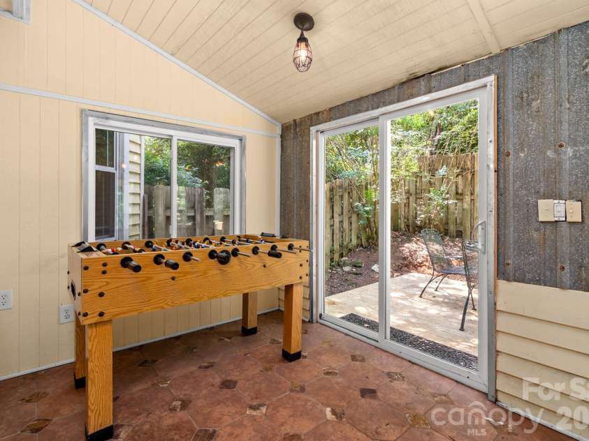 334 Greenville Street, Saluda, NC 28773.  MLS# CAR4283368, YatesRealty ID 19484. 