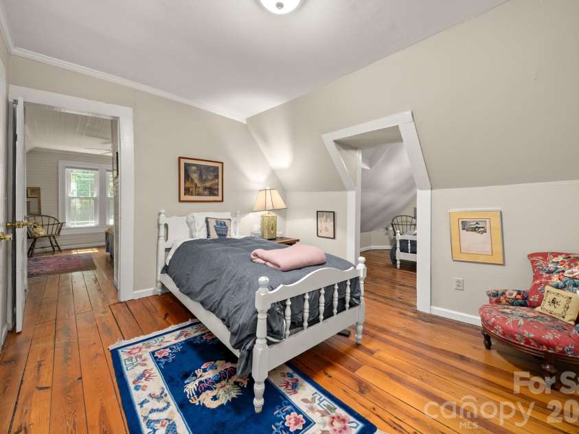 334 Greenville Street, Saluda, NC 28773.  MLS# CAR4283368, YatesRealty ID 19484. 