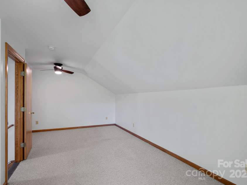 300 Yacht Road, Mooresville, NC 28117.  MLS# CAR4244901, YatesRealty ID 19486. Bonus Room Upstairs